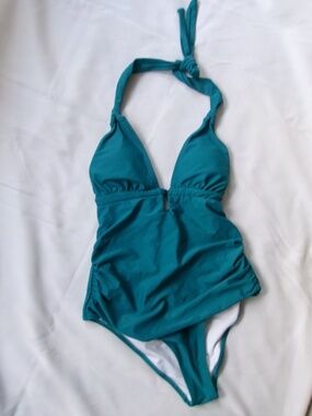 Cupshe One Piece Halter Plunge Neck Swimsuit Size M Dark Teal NWT